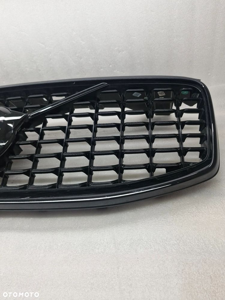 VOLVO XC60 II R DESIGN LIFT GRILL/ATRAPA CHŁODNICY 32133812 - 8