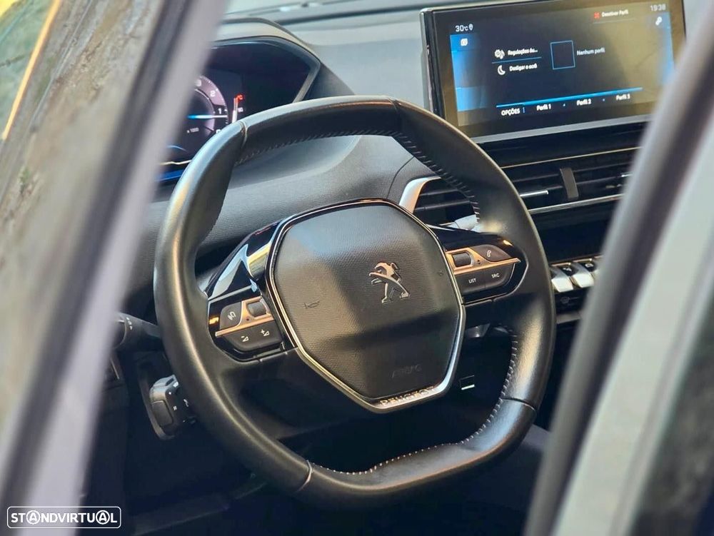 Peugeot 3008 1.2 PureTech Active - 26