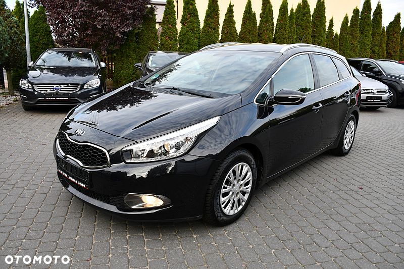 Kia Ceed 1.6 GDI ISG Platinum Edition - 26
