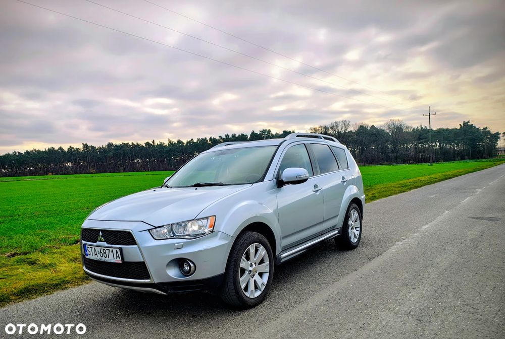 Mitsubishi Outlander 2.0 DID Instyle - 10
