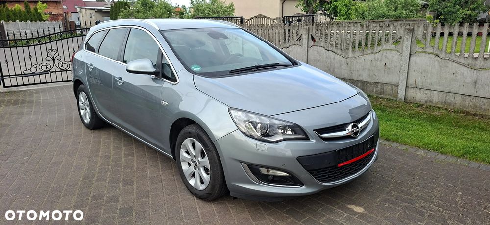 Opel Astra 1.4 Turbo Edition Sport - 1