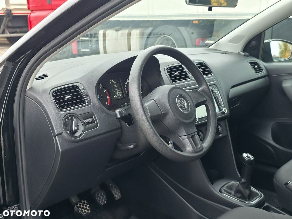 Volkswagen Polo - 7