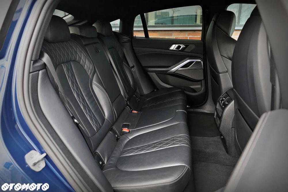 BMW X6 - 15