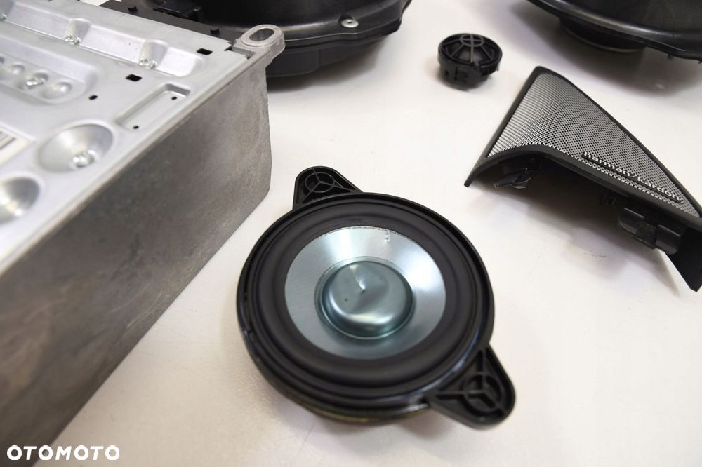 MERCEDES E KLASA W207 NAGŁOŚNIENIE HARMAN KARDON - 5