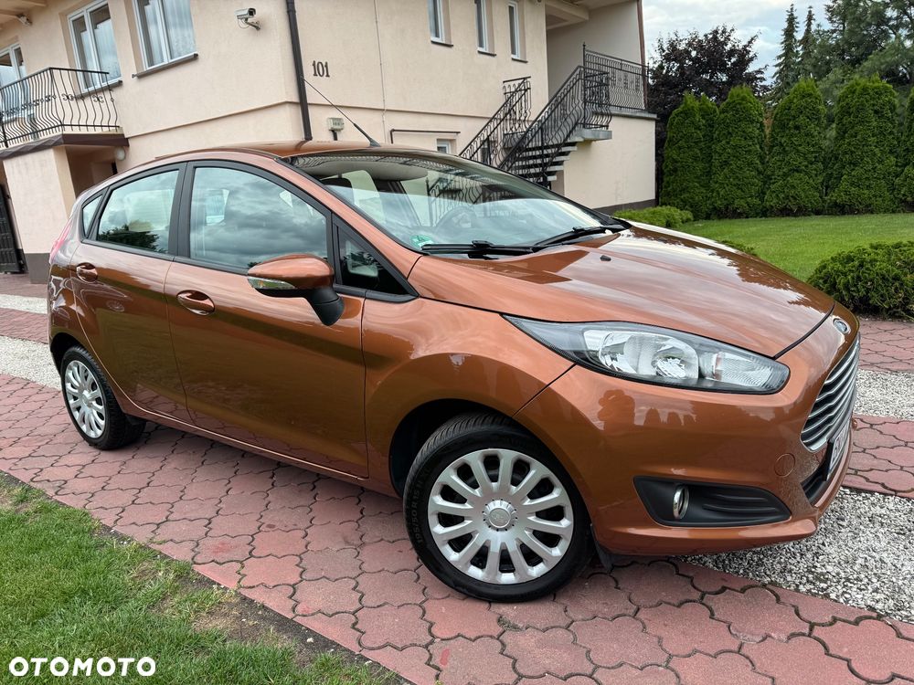 Ford Fiesta 1.0 Celebration - 4