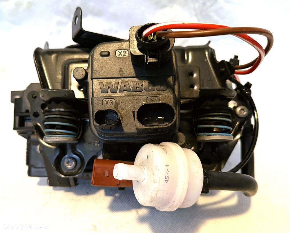 KOMPRESOR ZAWIESZENIA LAND ROVER RANGE ROVER SPORT JAGUAR M8E2-3B484-AB - 4