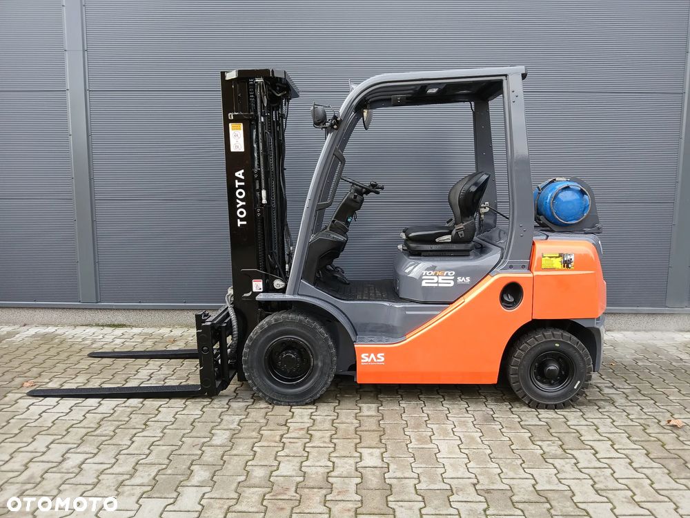 Toyota 02-8FGF25 - 9