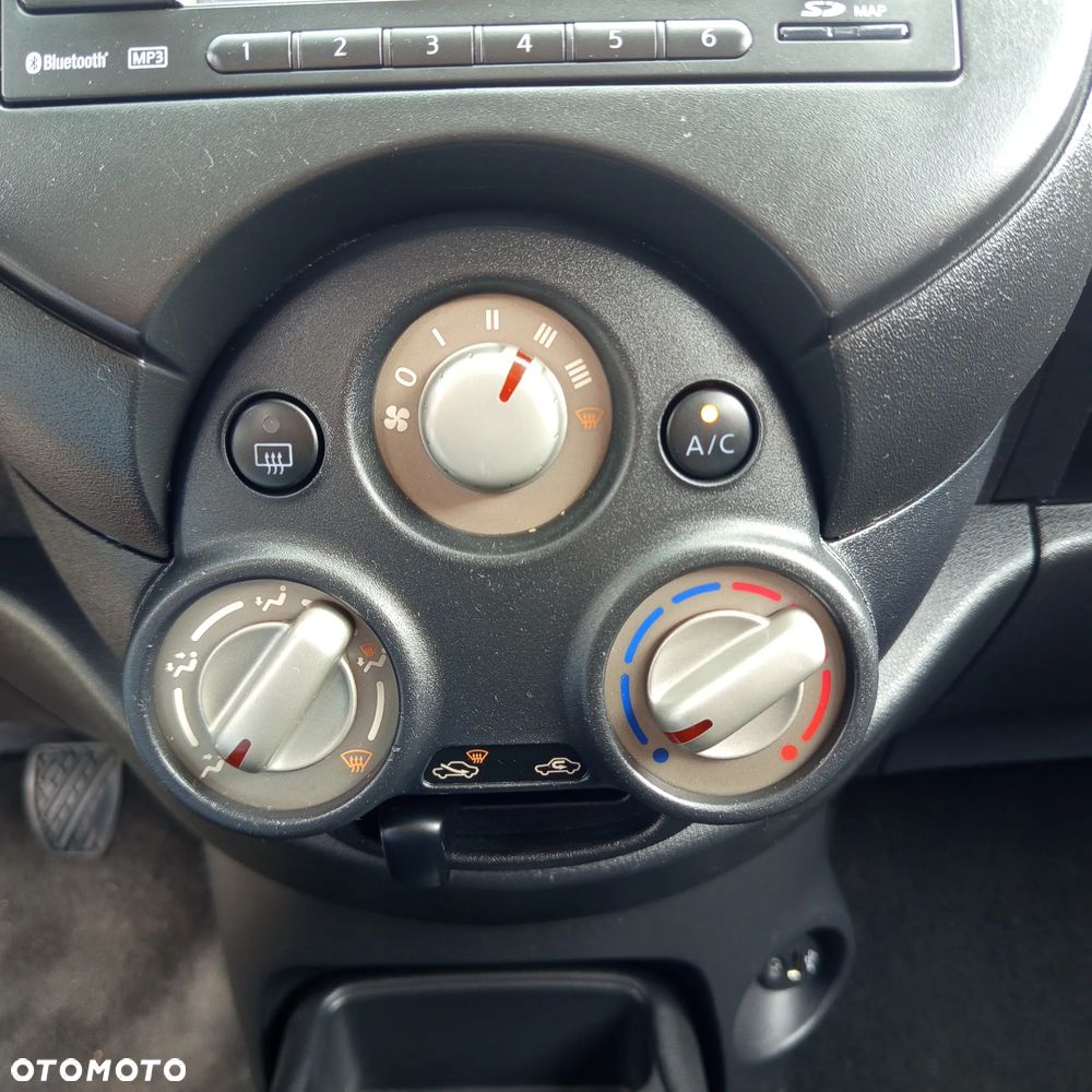 Nissan Micra 1.2 30 Jahre Edition - 18
