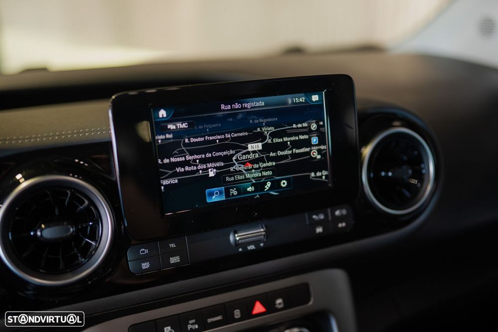 Mercedes-Benz EQT 200 Premium Plus - 41