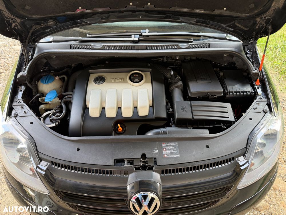Volkswagen Golf Plus 1.9 TDI DSG Goal - 12