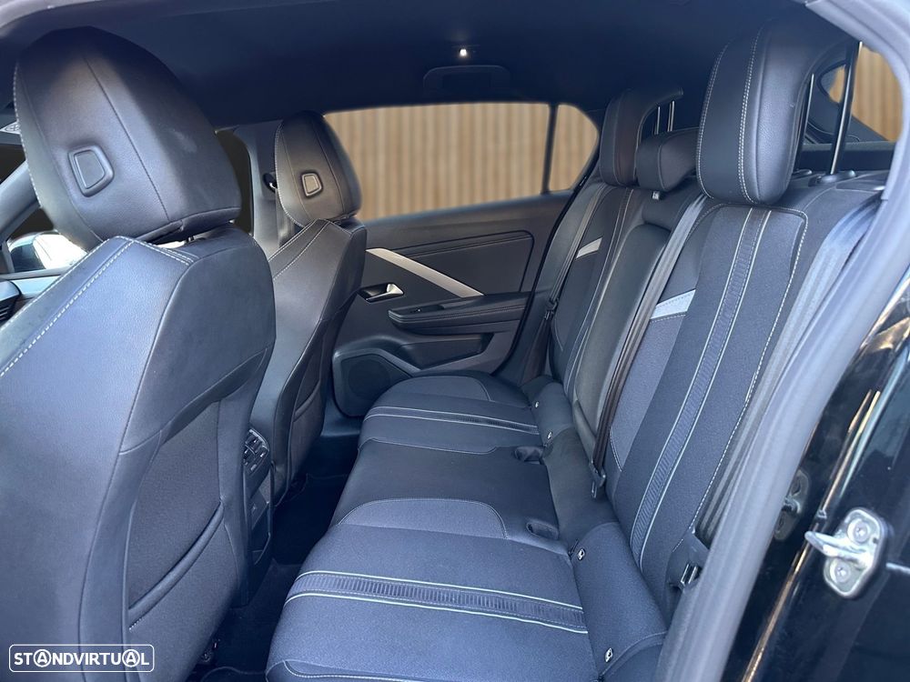 Opel Astra 1.2 T GS Line Aut. - 8