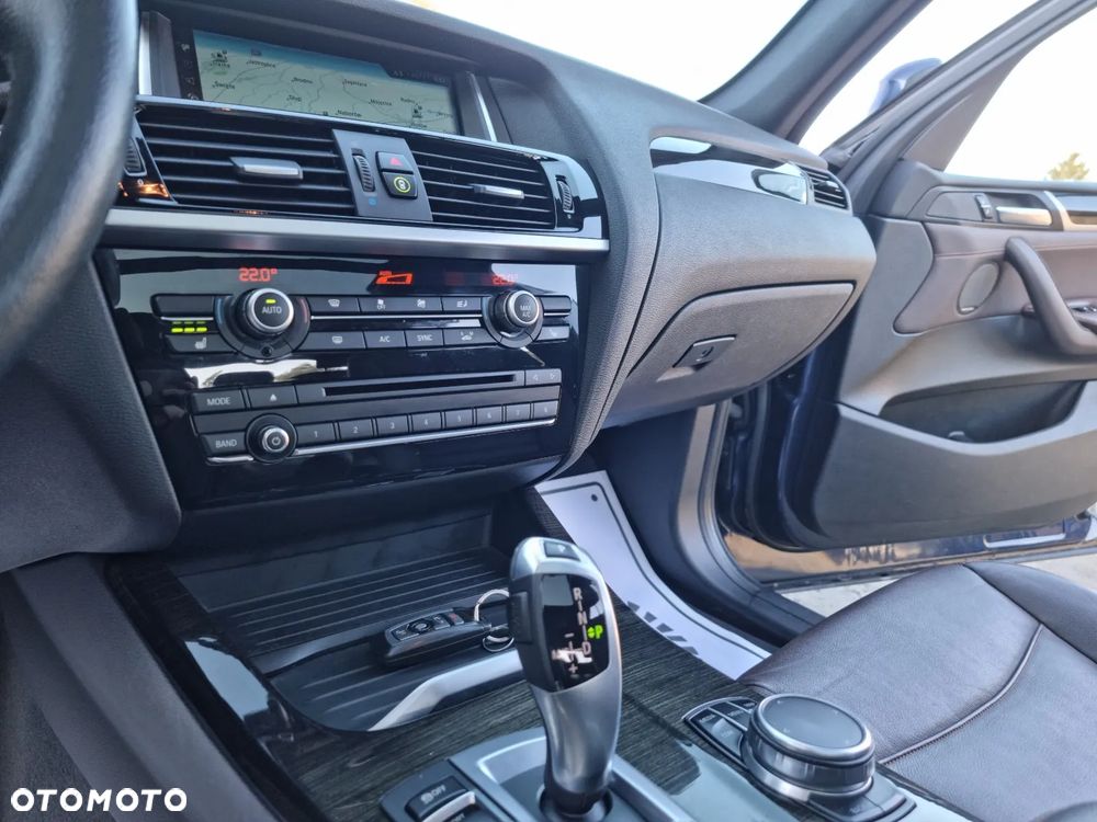 BMW X3 28i xDrive - 17