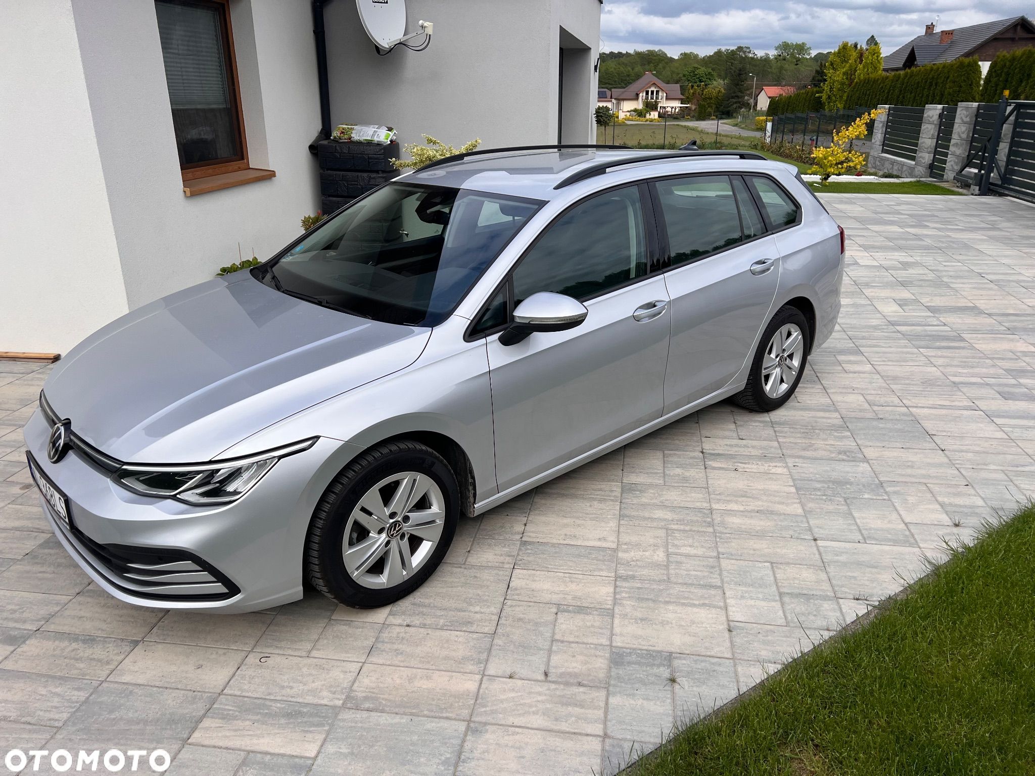 Volkswagen Golf VIII 1.5 TSI EVO Life - 1