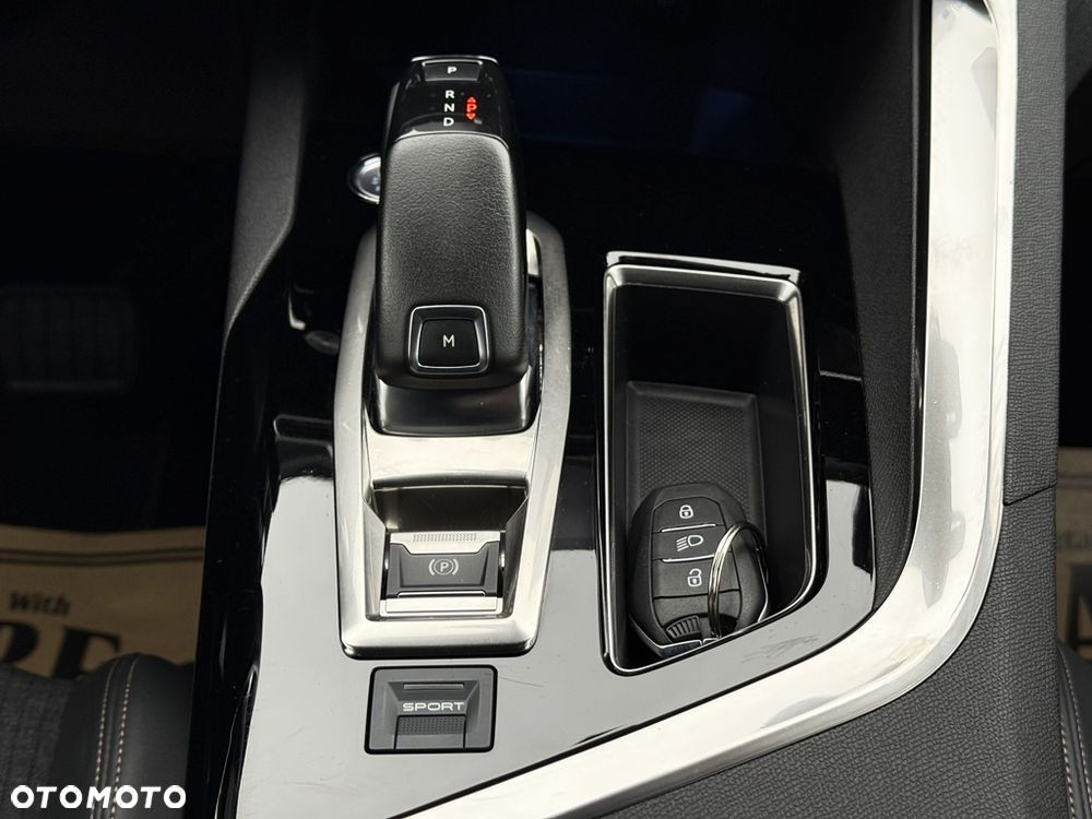 Peugeot 5008 BlueHDi 180 EAT8 GT - 37