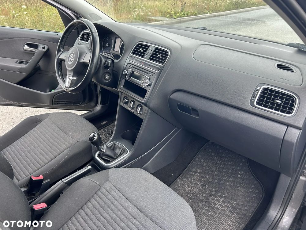 Volkswagen Polo - 10