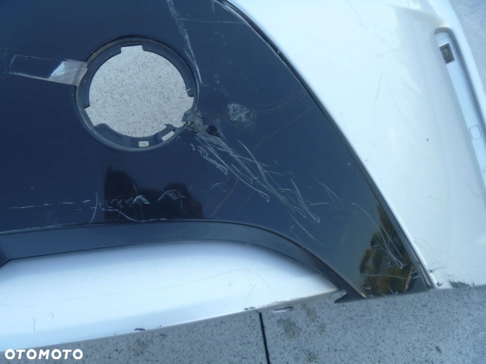 TOYOTA COROLLA E21 HB ZDERZAK TYLNY ORYGINAŁ 4 PDC - 3