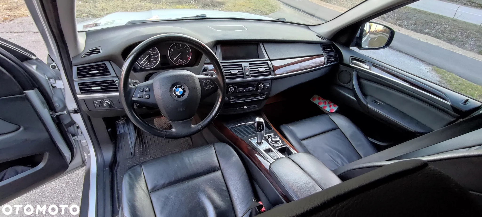BMW X5 xDrive35i - 10