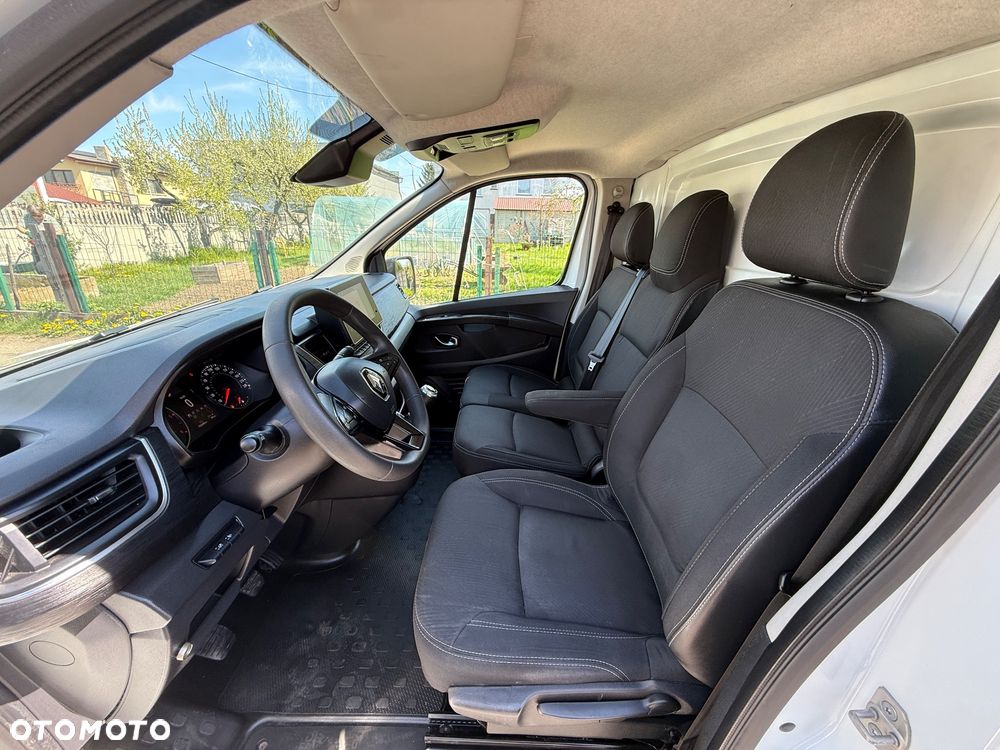 Renault Trafic - 16