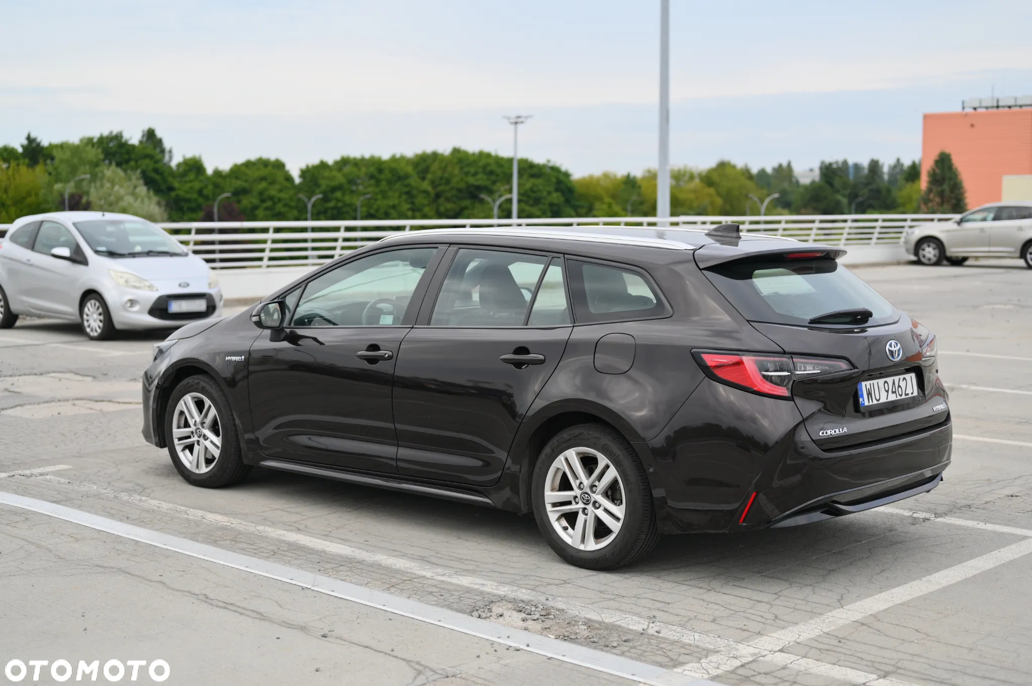 Toyota Corolla 2.0 Hybrid Comfort - 3