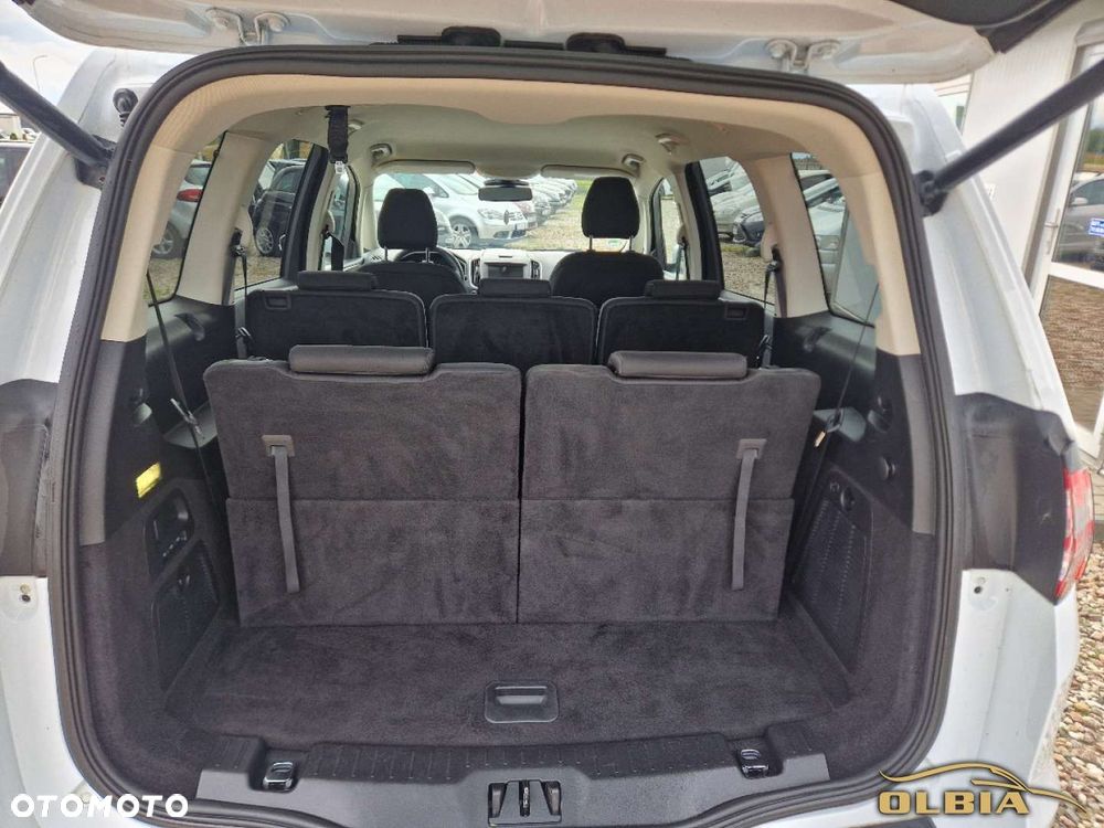 Ford Galaxy - 14