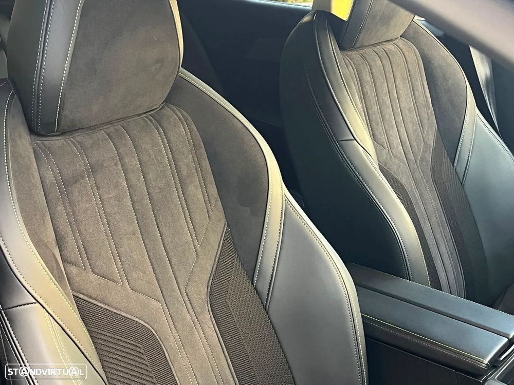 Peugeot 408 1.6 Hybrid GT e-EAT8 - 50
