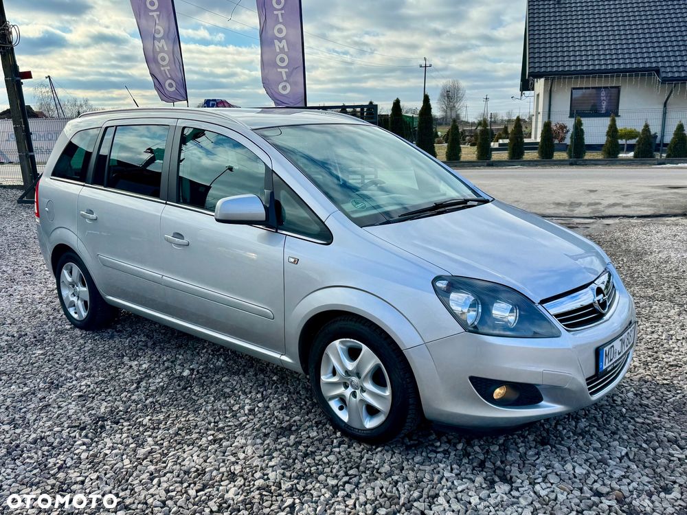 Opel Zafira - 2