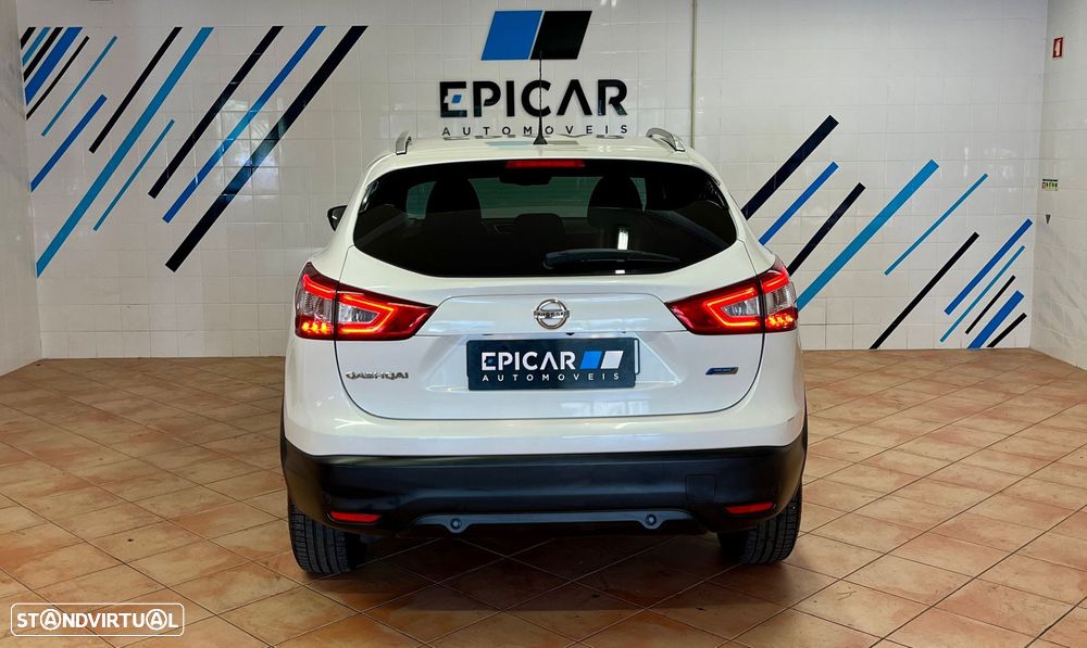 Nissan Qashqai 1.5 dCi N-Connecta Led - 10