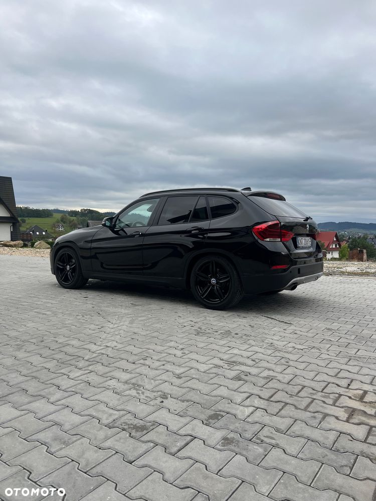 BMW X1 xDrive18d Sport Line - 12