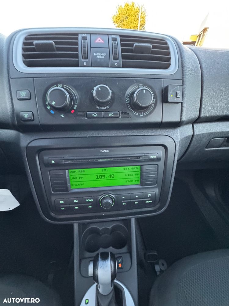 Skoda Fabia 1.6 16V Combi Tiptronic Elegance - 18