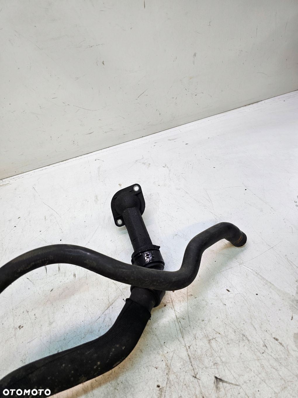 WĄŻ RURKA WODY KRÓCIEC AUDI A4 B7 A6 8E0121049AC - 3