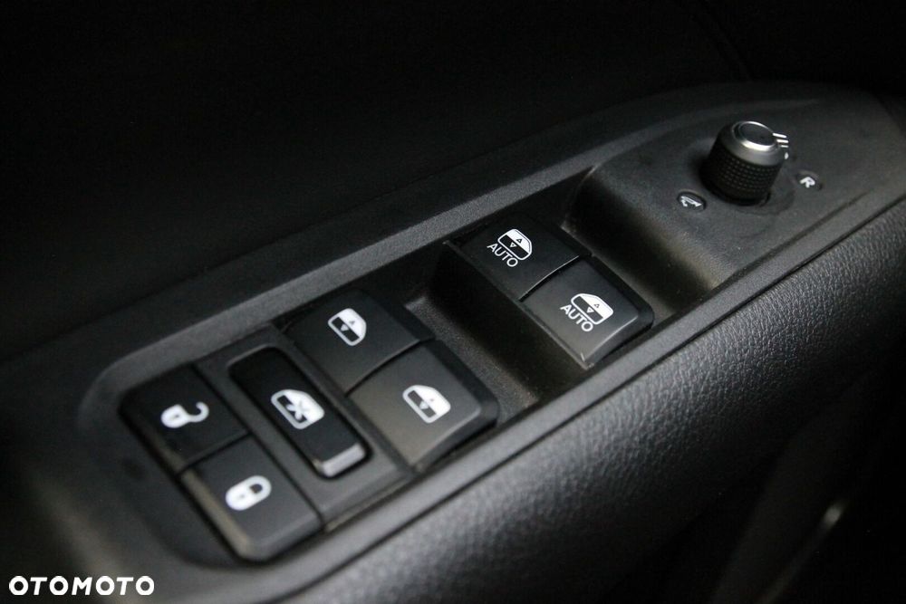 Jeep Compass - 31