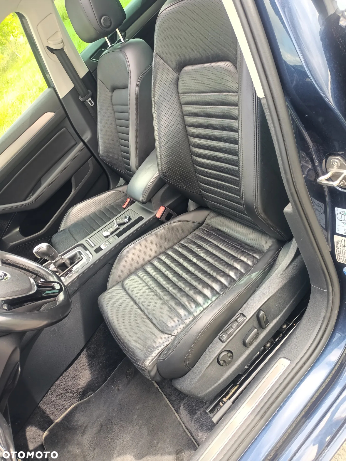 Volkswagen Passat 2.0 TDI Bi-Turbo BMT 4Mot Highline DSG - 8