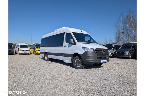 Mercedes-Benz Sprinter 517