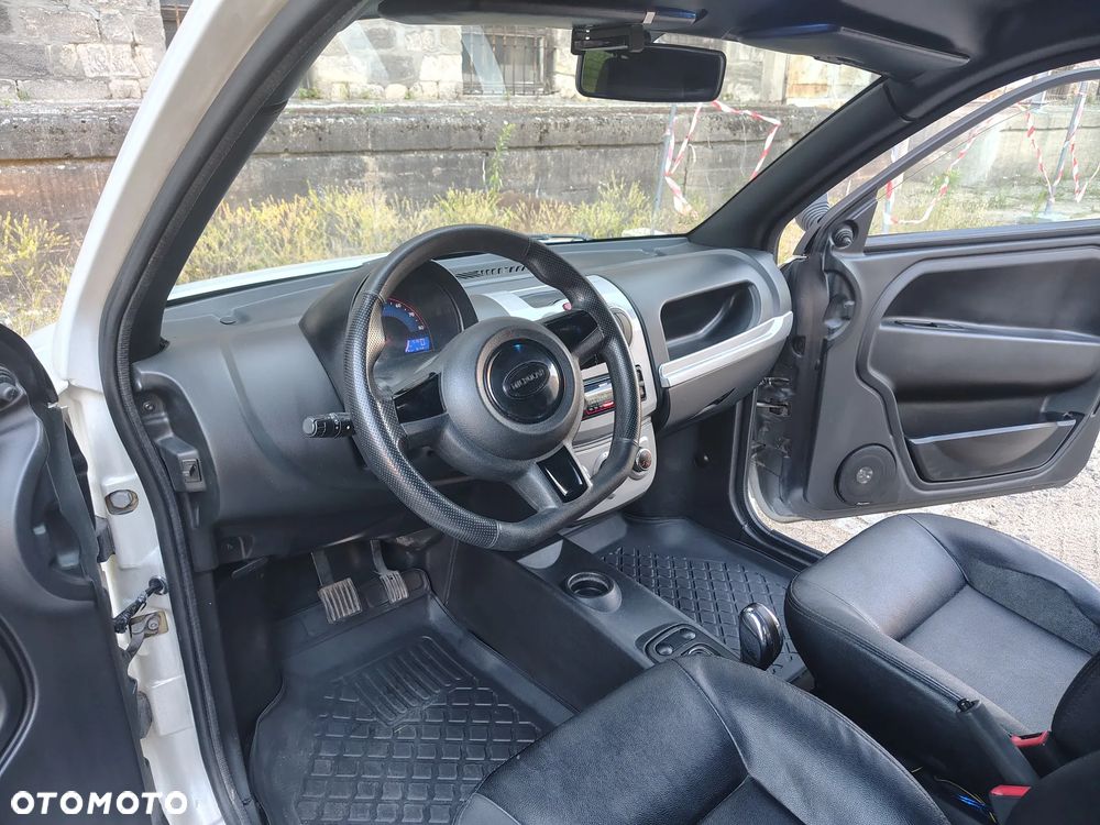 Microcar DUE - 18