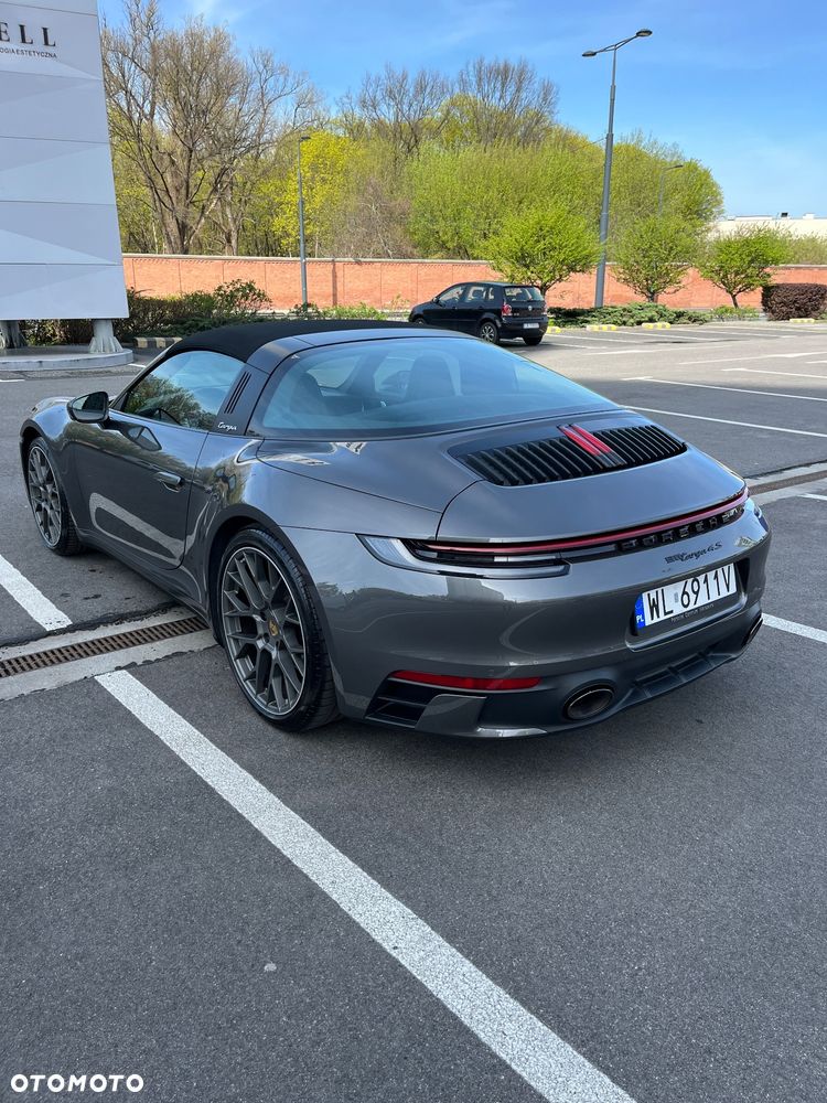 Porsche 911 Targa 4S PDK - 12