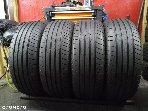 235/55R18 100V Bridgestone Turanza T005 DEMO KOMPL