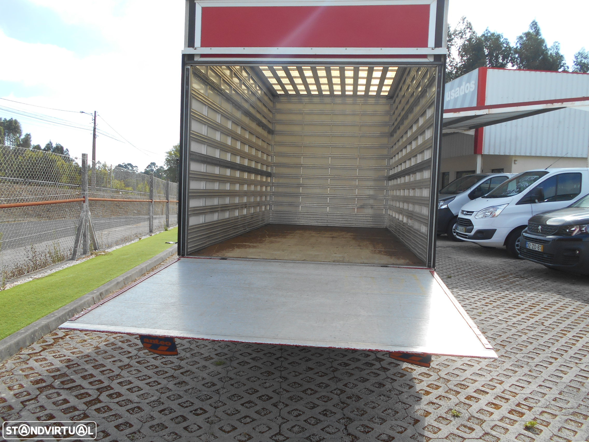 Toyota DYNA 3.0 136CV CONTENTOR E PLATAFORMA - 8