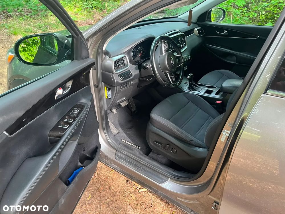 Kia Sorento - 6