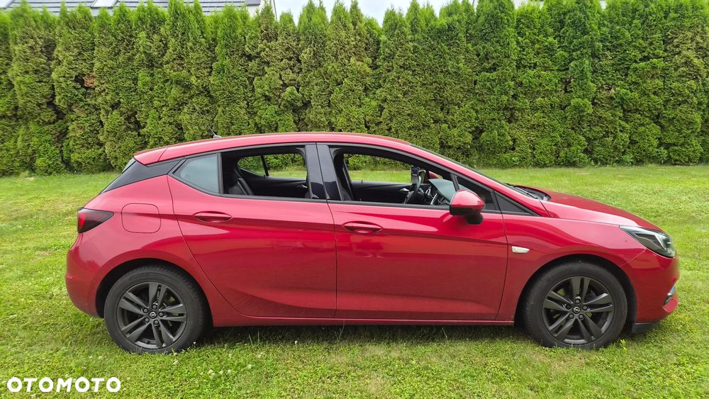 Opel Astra 1.2 T Elegance S&S - 4