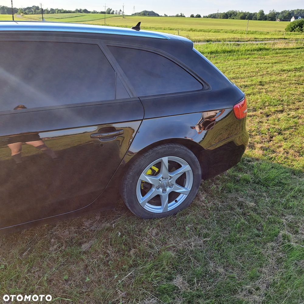 Audi A4 Avant - 13