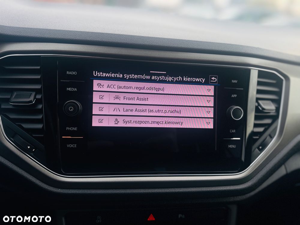 Volkswagen T-Roc 1.5 TSI ACT OPF DSG IQ.DRIVE - 18