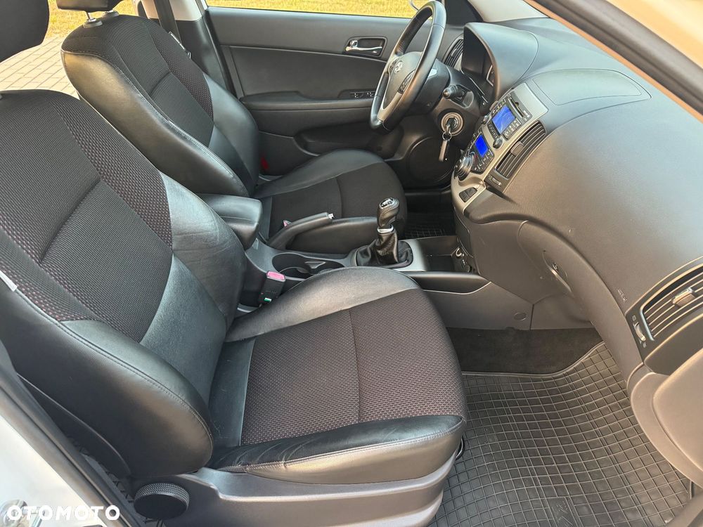 Hyundai i30 1.4 White Edition - 14