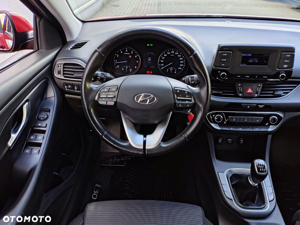 Hyundai i30 1.4 Classic + - 13