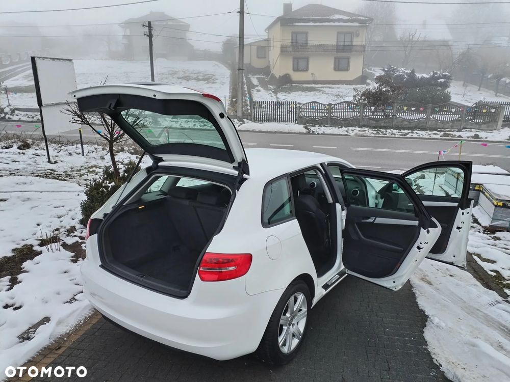 Audi A3 Sportback - 7