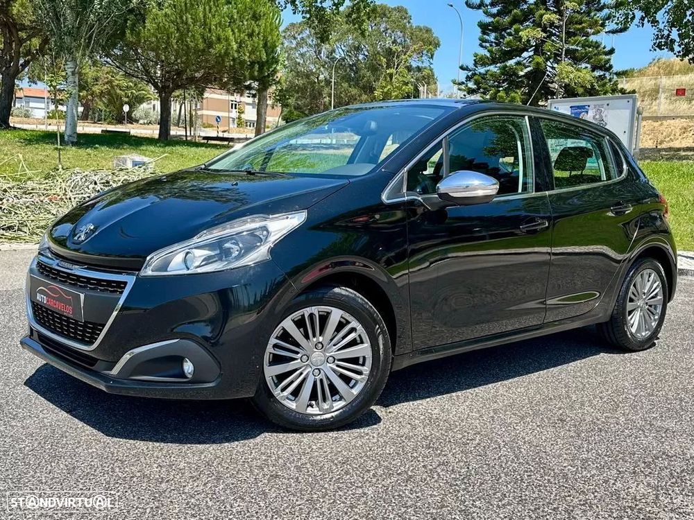 Peugeot 208 1.2 VTi Allure - 2