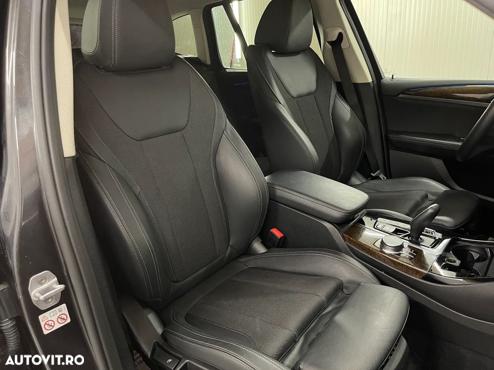 BMW X3 xDrive30e AT PHEV - 10