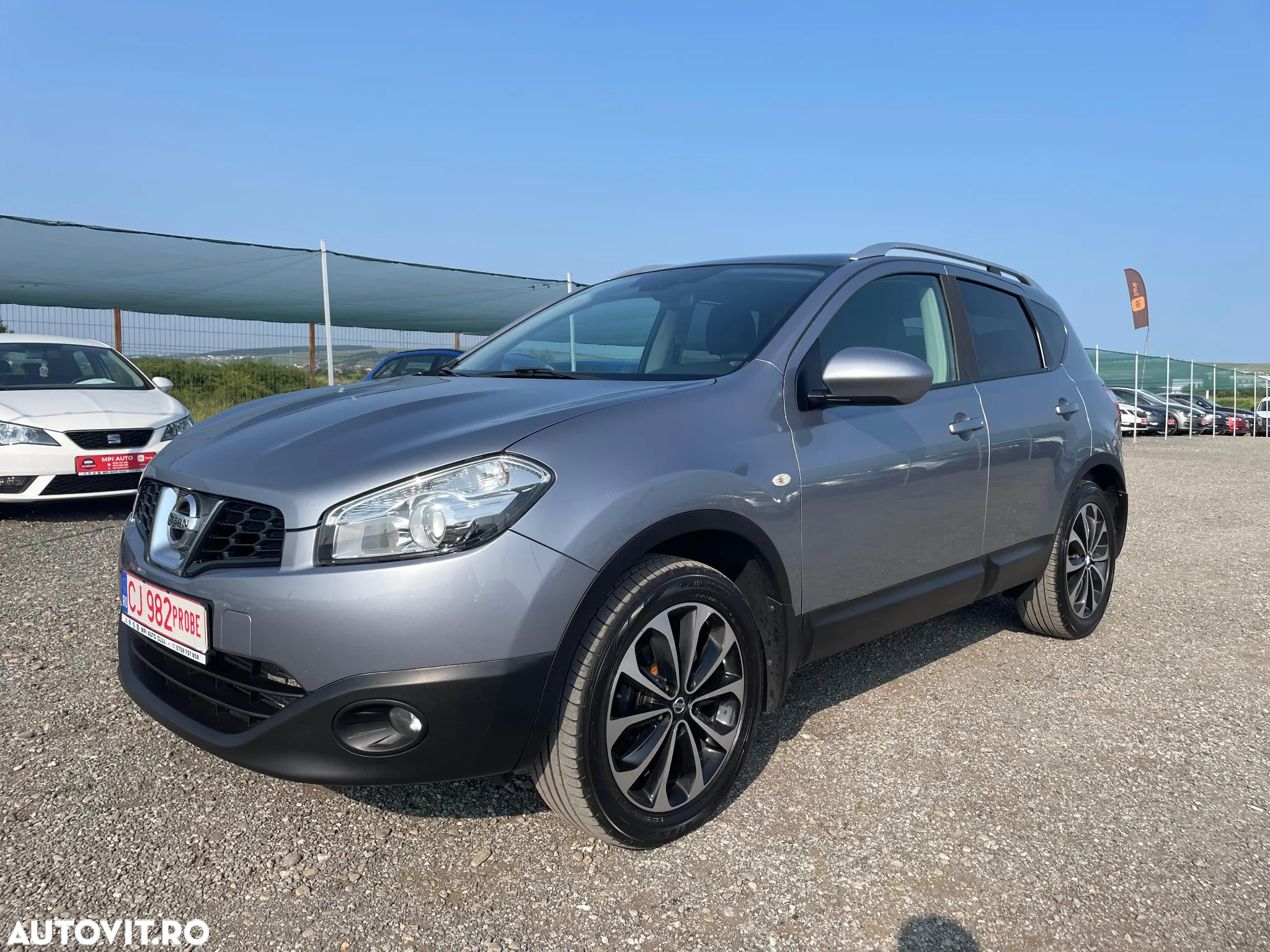 Nissan Qashqai 2.0 DCI 4 x 4 DPF Aut acenta - 4
