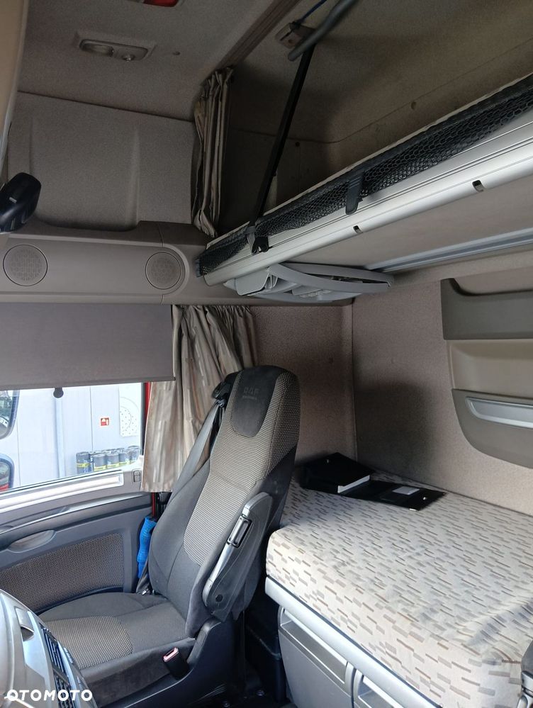Licznik (Kierownica, Maska, Zderzak, Części Silnikowe) DAF XF 106 Euro 6 440 10.8 440 Km 2016 R - 11