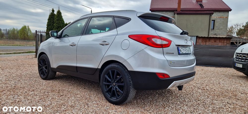 Hyundai ix35 blue 1.6 2WD Finale Silver - 13