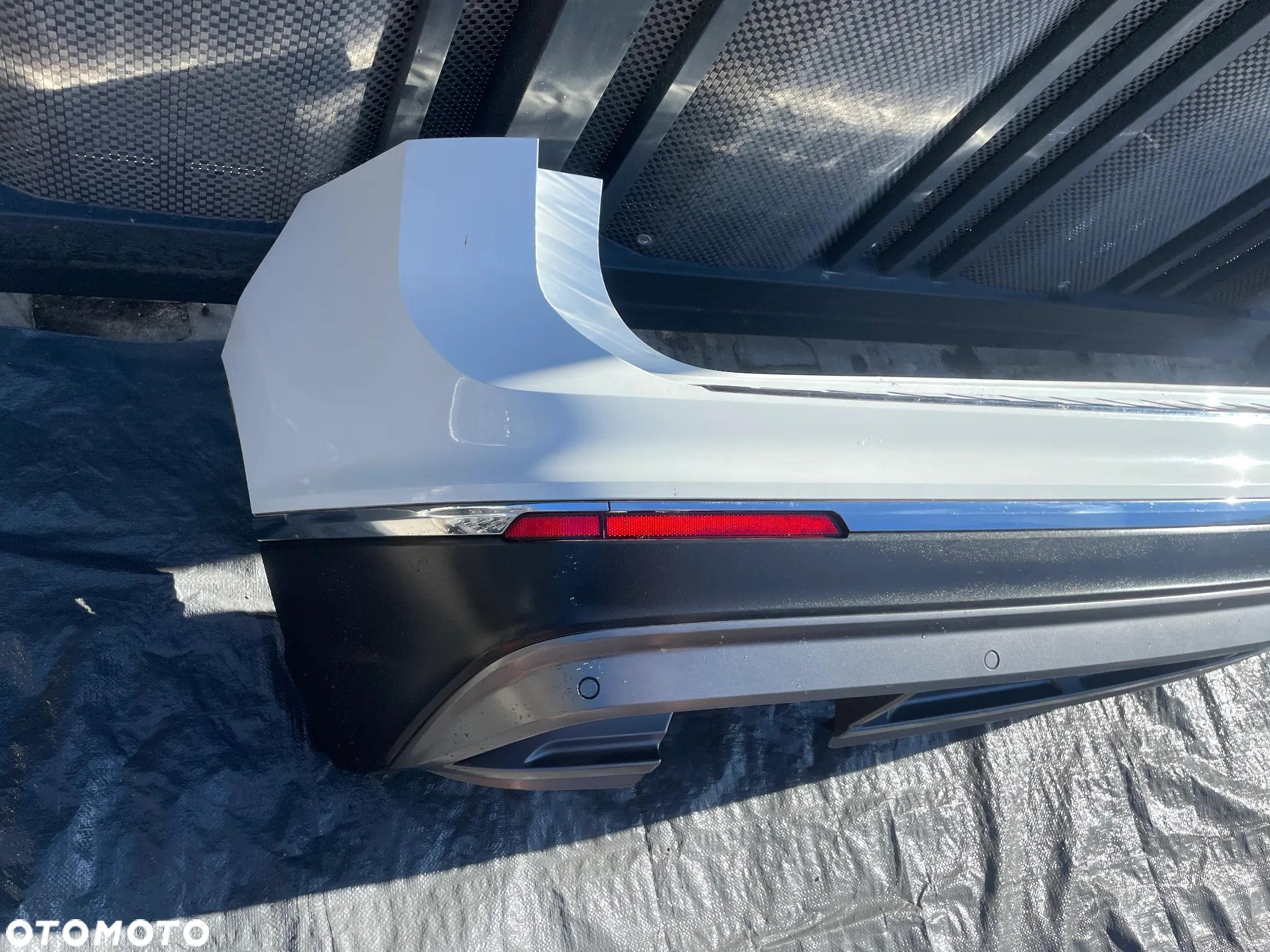 VW TIGUAN II zderzak tył  LC9a w kolor ORYGIANŁ 4x pdc KOMPLETNY - 2
